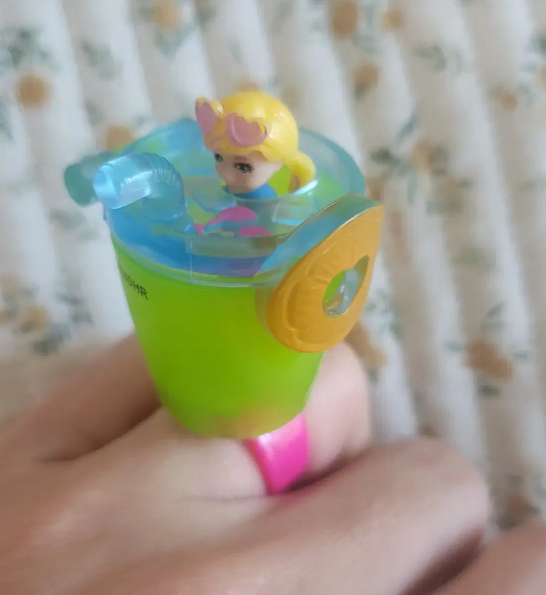 thumbnail-0